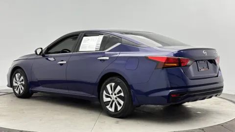 More photos of 2021 Nissan Altima 2.5 S at Auto Boutique Florida, FL