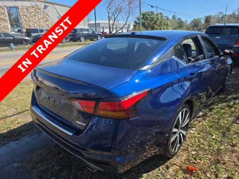 More photos of 2021 Nissan Altima 2.0 SR at Auto Boutique Florida, FL