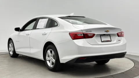 More photos of 2024 Chevrolet Malibu LT at Auto Boutique Florida, FL