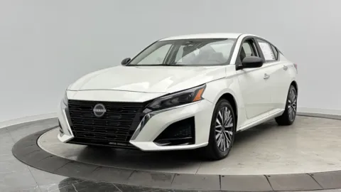 White 2025 Nissan Altima SV for sale in Jacksonville, FL