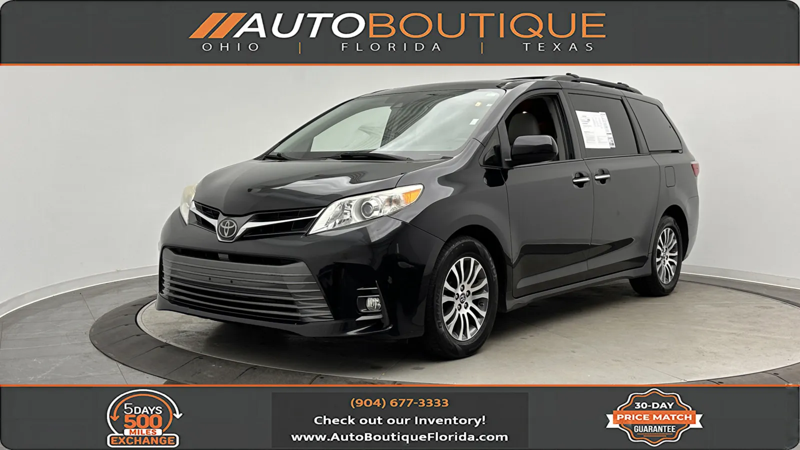 White 2018 Toyota Sienna XLE FWD 8-Passenger for sale in Jacksonville, FL