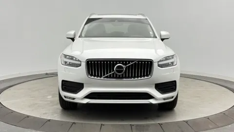 Photos of 2022 Volvo XC90 Momentum for sale in Jacksonville, FL at Auto Boutique Florida