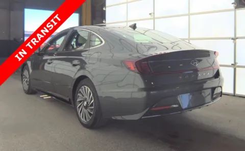 More photos of 2023 Hyundai Sonata Hybrid SEL at Auto Boutique Florida, FL