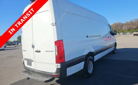 More photos of 2020 Freightliner Sprinter Crew Van 3500XD at Auto Boutique Florida, FL