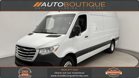 White 2020 Freightliner Sprinter Crew Van 3500XD for sale in Jacksonville, FL