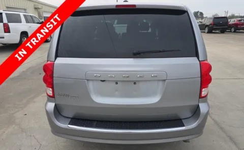 More photos of 2019 Dodge Grand Caravan SE at Auto Boutique Florida, FL