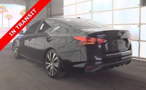 More photos of 2021 Nissan Altima 2.5 SR at Auto Boutique Florida, FL