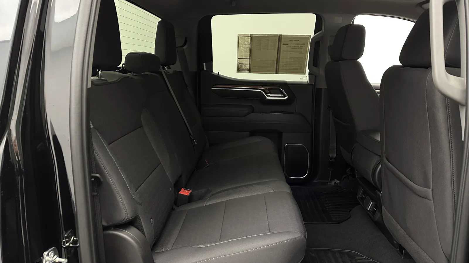 Chevrolet Silverado photo 30