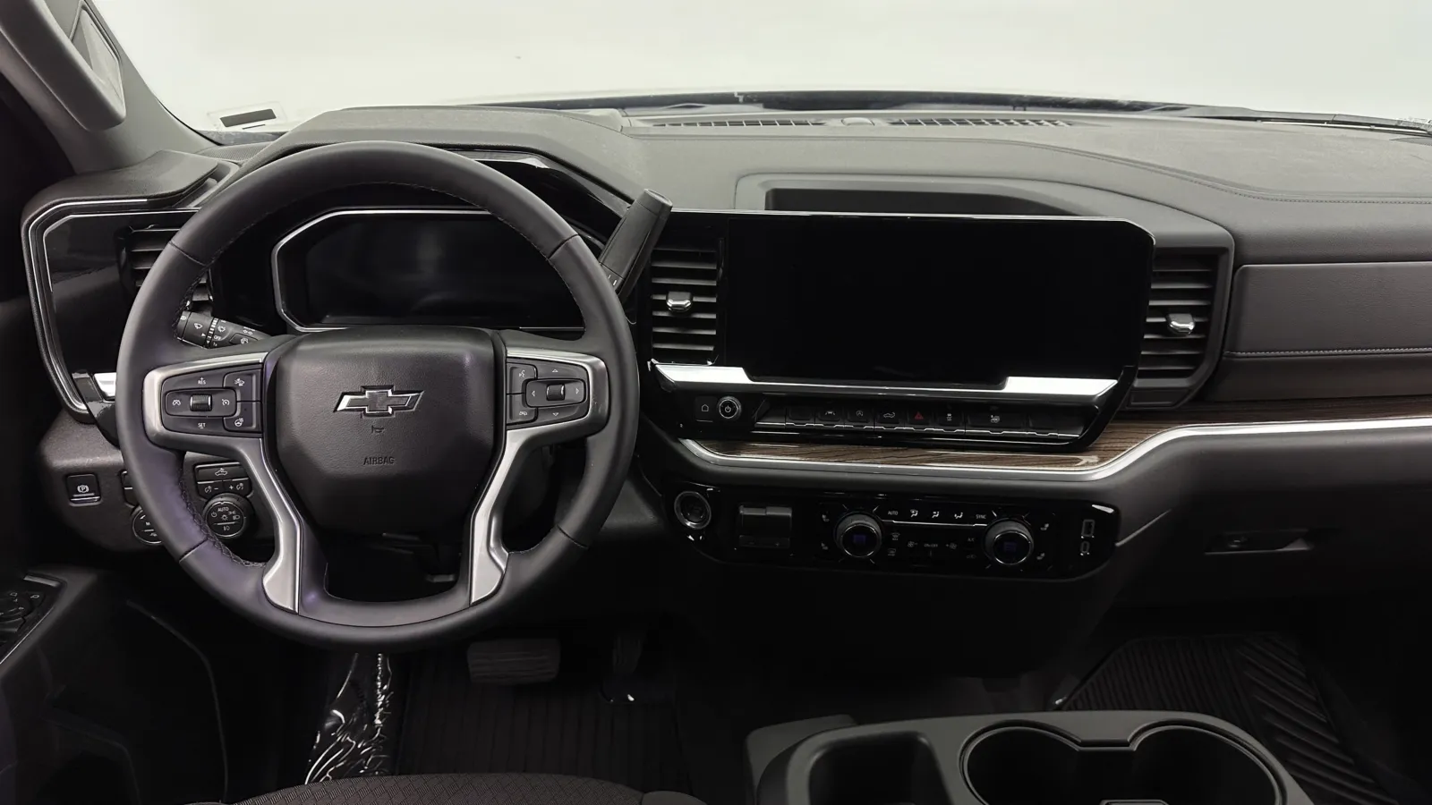 Chevrolet Silverado photo 25