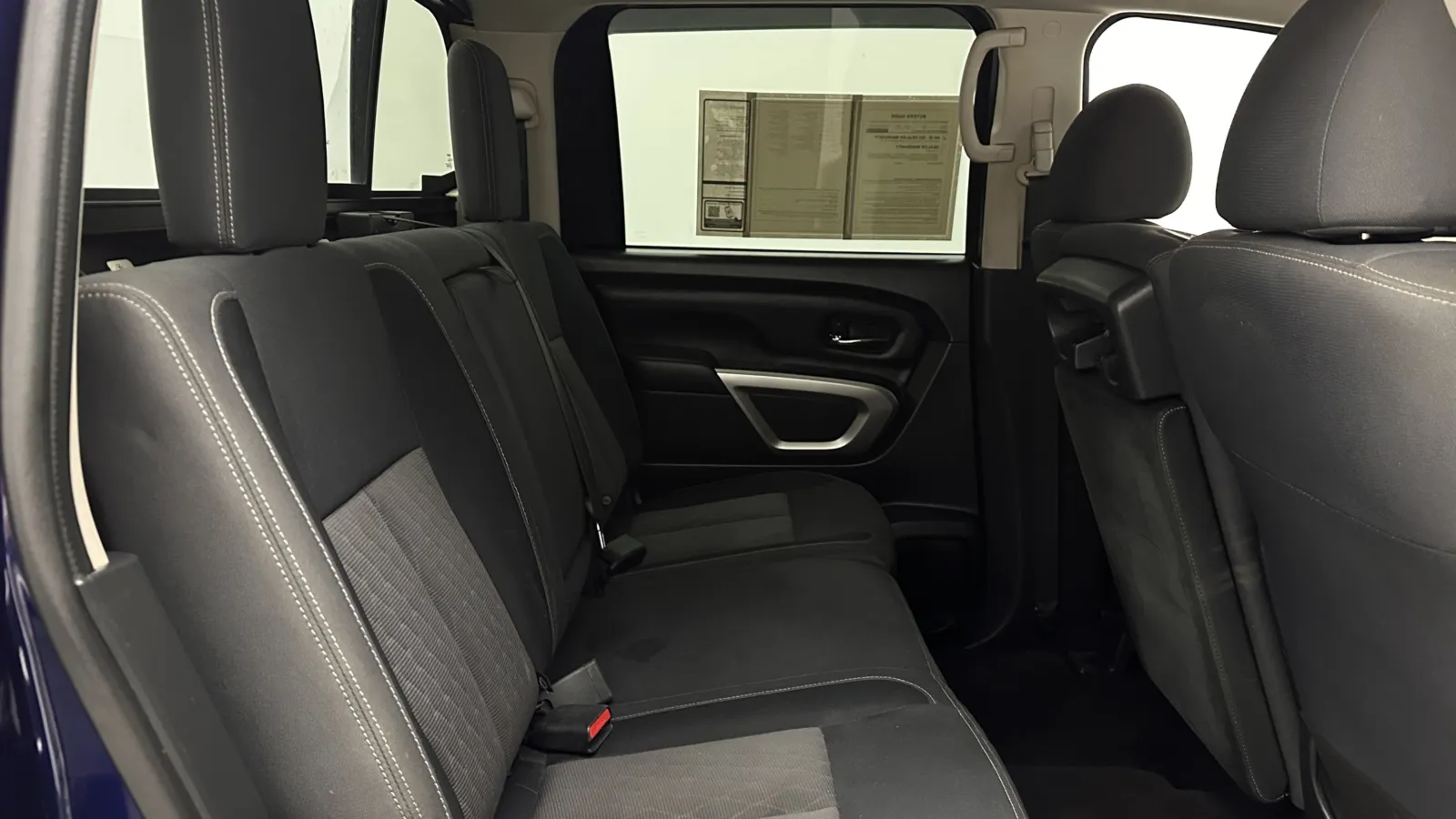 Nissan Titan photo 27