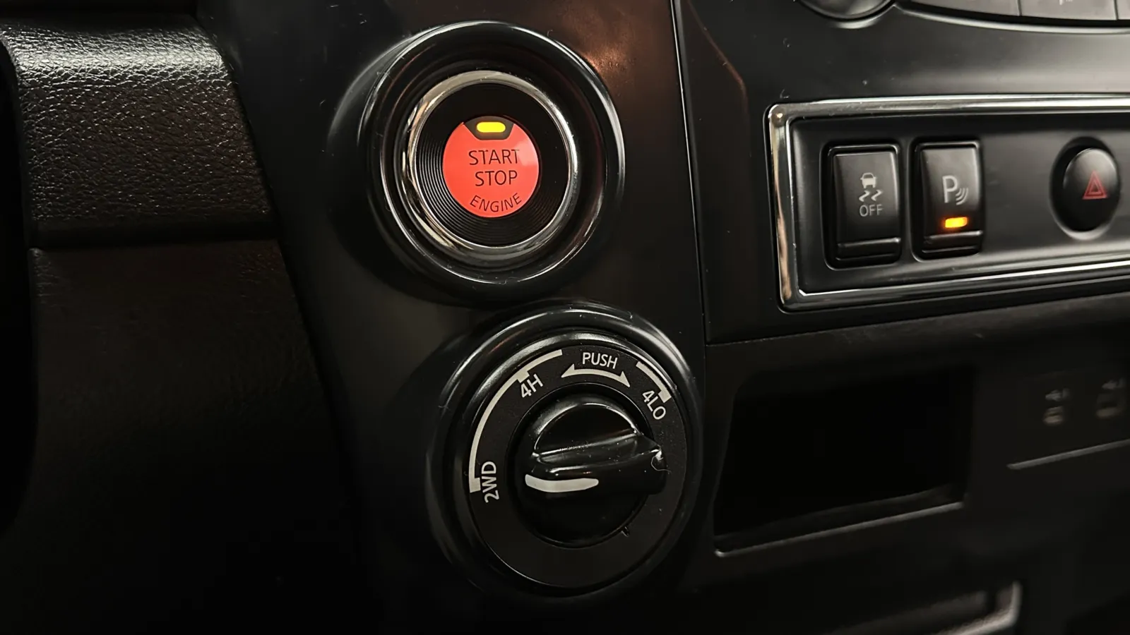 Nissan Titan photo 13