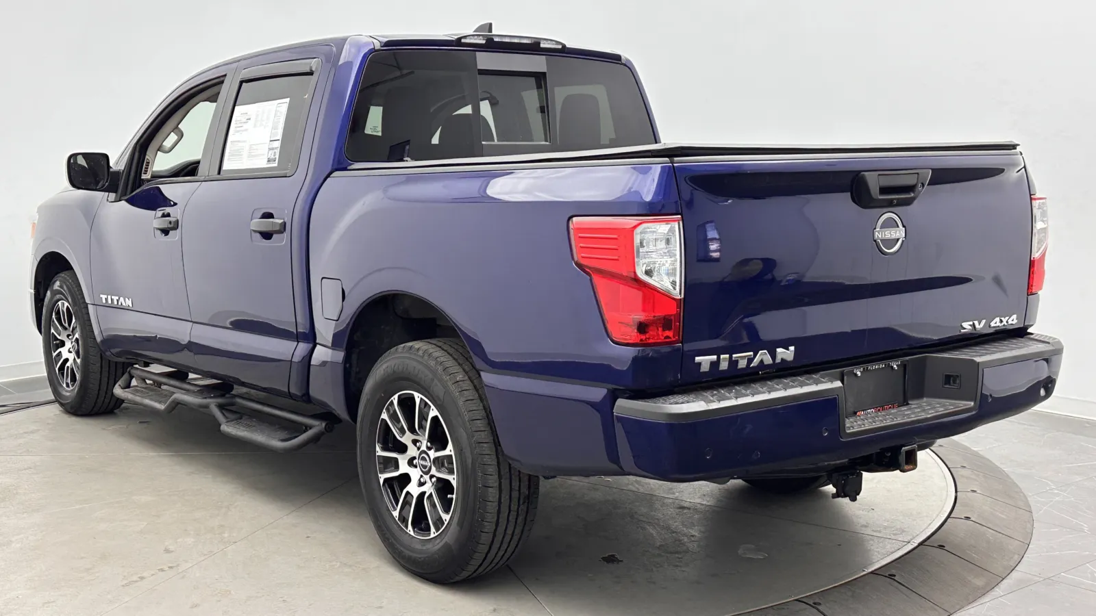 Nissan Titan photo 5