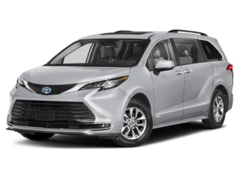 Silver 2022 Toyota Sienna XLE for sale in Jacksonville, FL