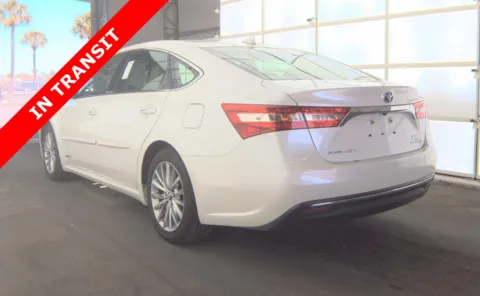 More photos of 2018 Toyota Avalon Hybrid Limited at Auto Boutique Florida, FL