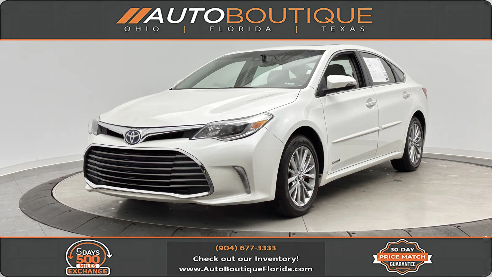 2018 Toyota Avalon Limited Hybrid's photo