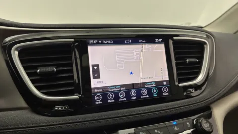 More photos of 2018 Chrysler Pacifica Hybrid Limited at Auto Boutique Florida, FL