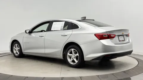 More photos of 2018 Chevrolet Malibu LS at Auto Boutique Florida, FL