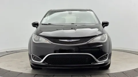 Photos of 2022 Chrysler Voyager LX for sale in Jacksonville, FL at Auto Boutique Florida