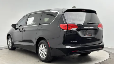 More photos of 2022 Chrysler Voyager LX at Auto Boutique Florida, FL