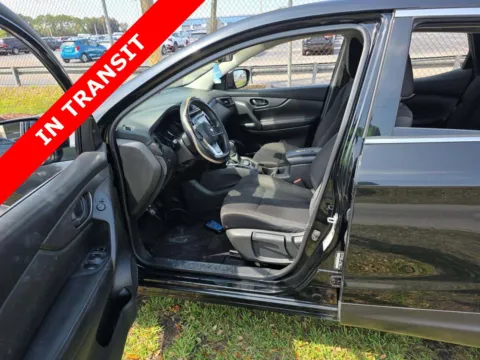 More photos of 2020 Nissan Rogue Sport S at Auto Boutique Florida, FL