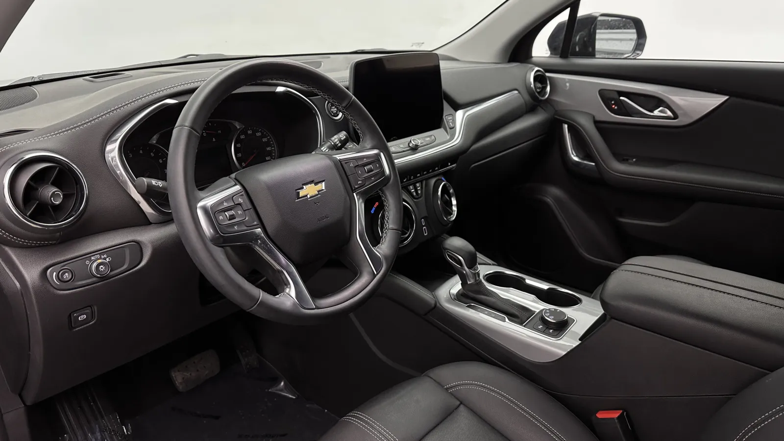 Chevrolet Blazer photo 8