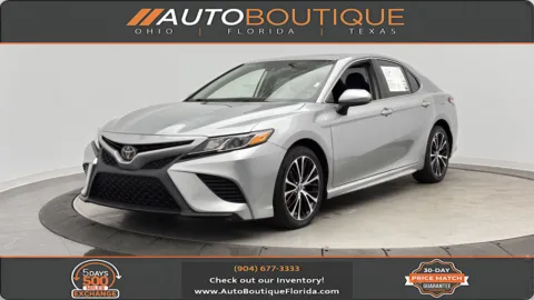 Silver 2019 Toyota Camry SE for sale in Jacksonville, FL