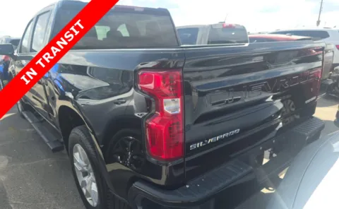 More photos of 2022 Chevrolet Silverado 1500 Custom at Auto Boutique Florida, FL