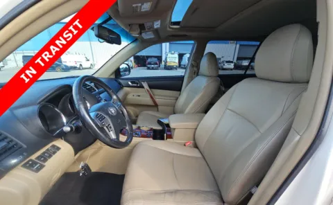 More photos of 2011 Toyota Highlander Limited at Auto Boutique Florida, FL