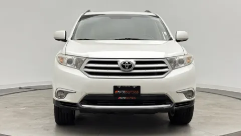 Photos of 2011 Toyota Highlander Limited for sale in Jacksonville, FL at Auto Boutique Florida