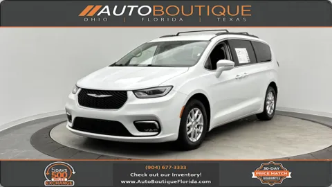 White 2022 Chrysler Pacifica Touring L for sale in Jacksonville, FL