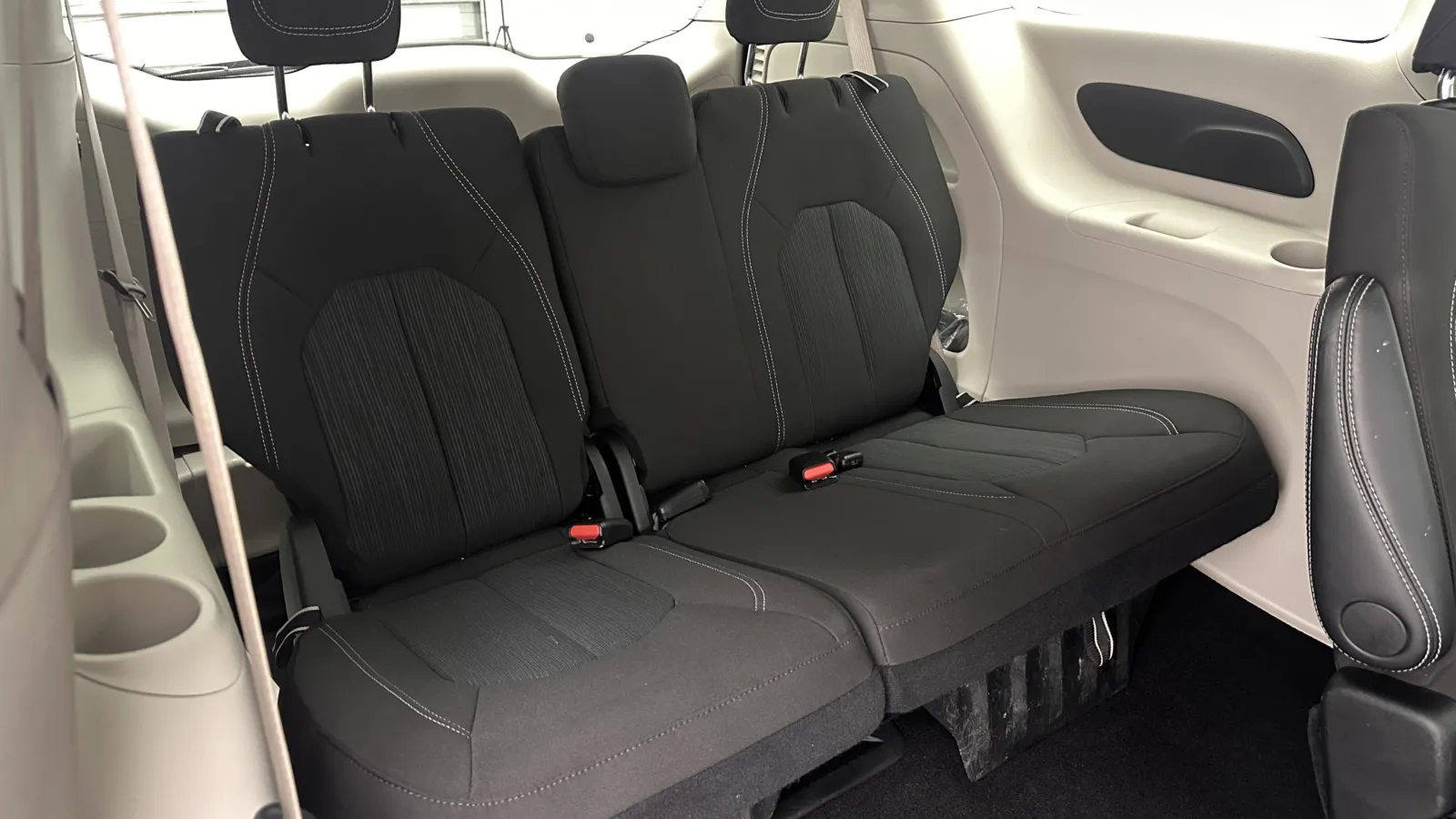 Chrysler Voyager photo 28