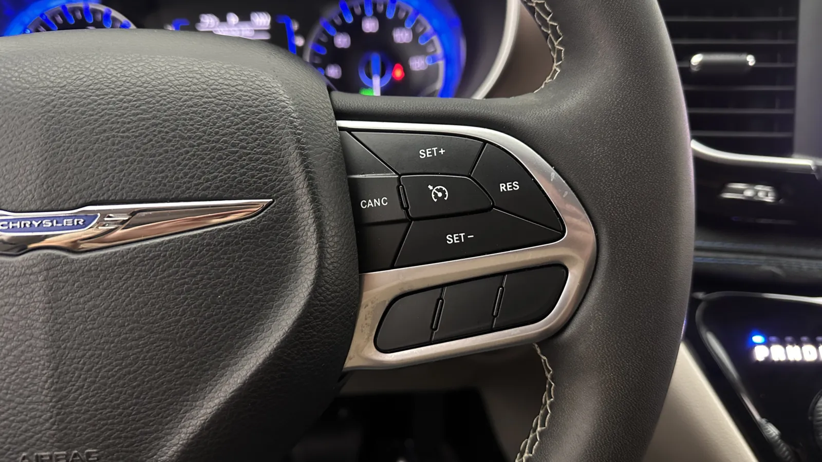 Chrysler Voyager photo 16