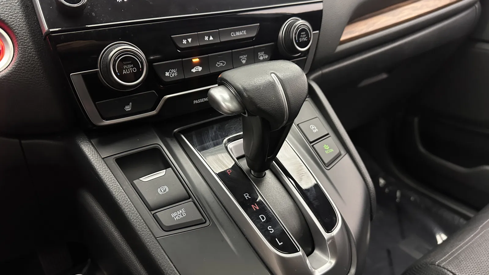 Honda CR-V photo 16