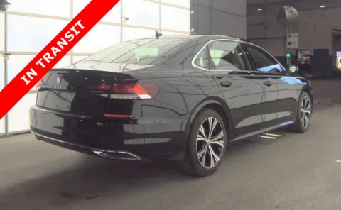 More photos of 2021 Volkswagen Passat 2.0T SE at Auto Boutique Florida, FL