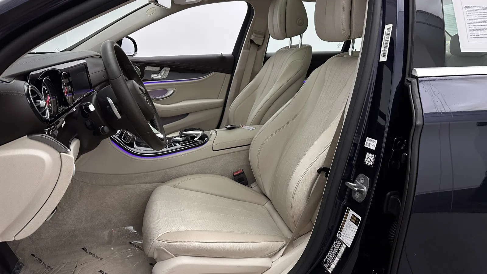Mercedes-Benz E-Class photo 14
