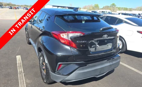 More photos of 2021 Toyota C-HR LE at Auto Boutique Florida, FL
