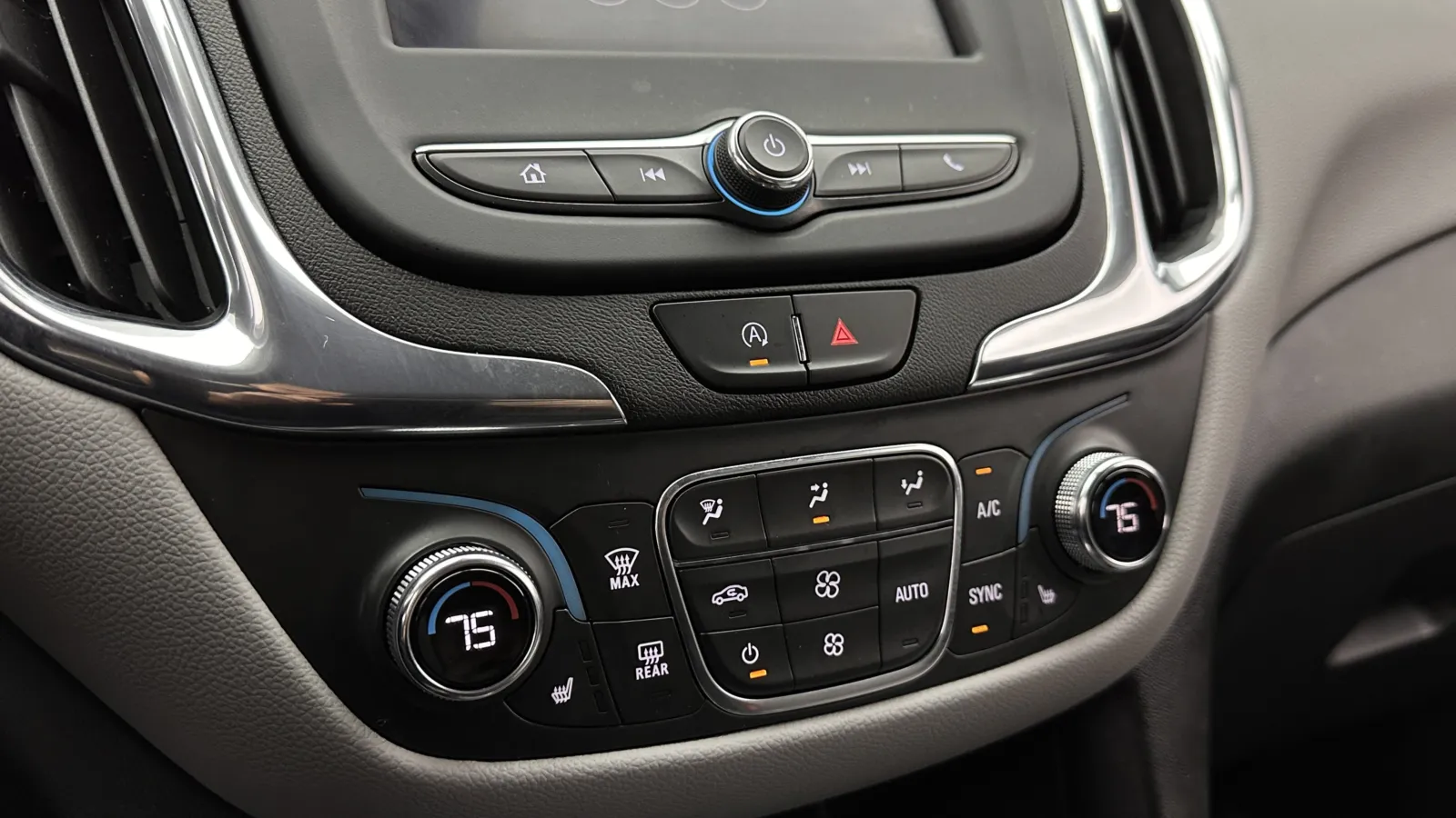 Chevrolet Equinox photo 12