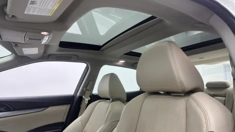 More photos of 2016 Nissan Maxima 3.5 SL at Auto Boutique Florida, FL