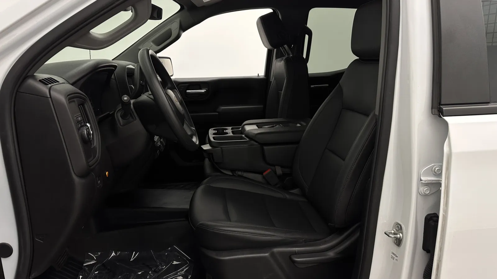 Chevrolet Silverado photo 11