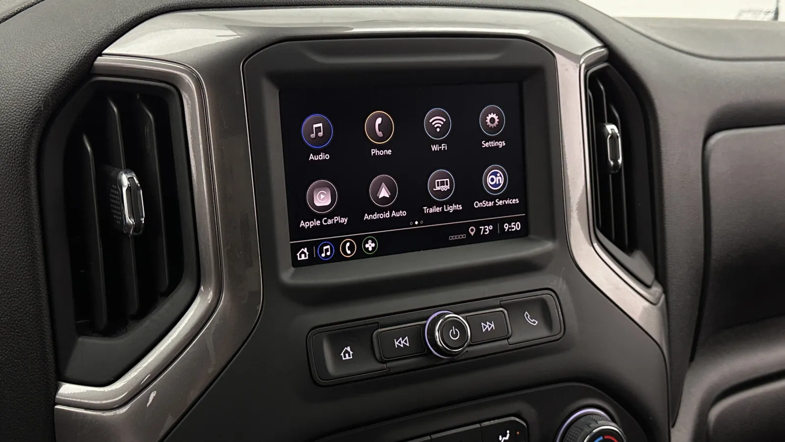 Chevrolet Silverado photo 14