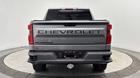 More photos of 2021 Chevrolet Silverado 1500 Custom at Auto Boutique Florida, FL