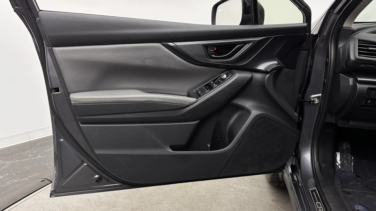 Subaru Crosstrek photo 9