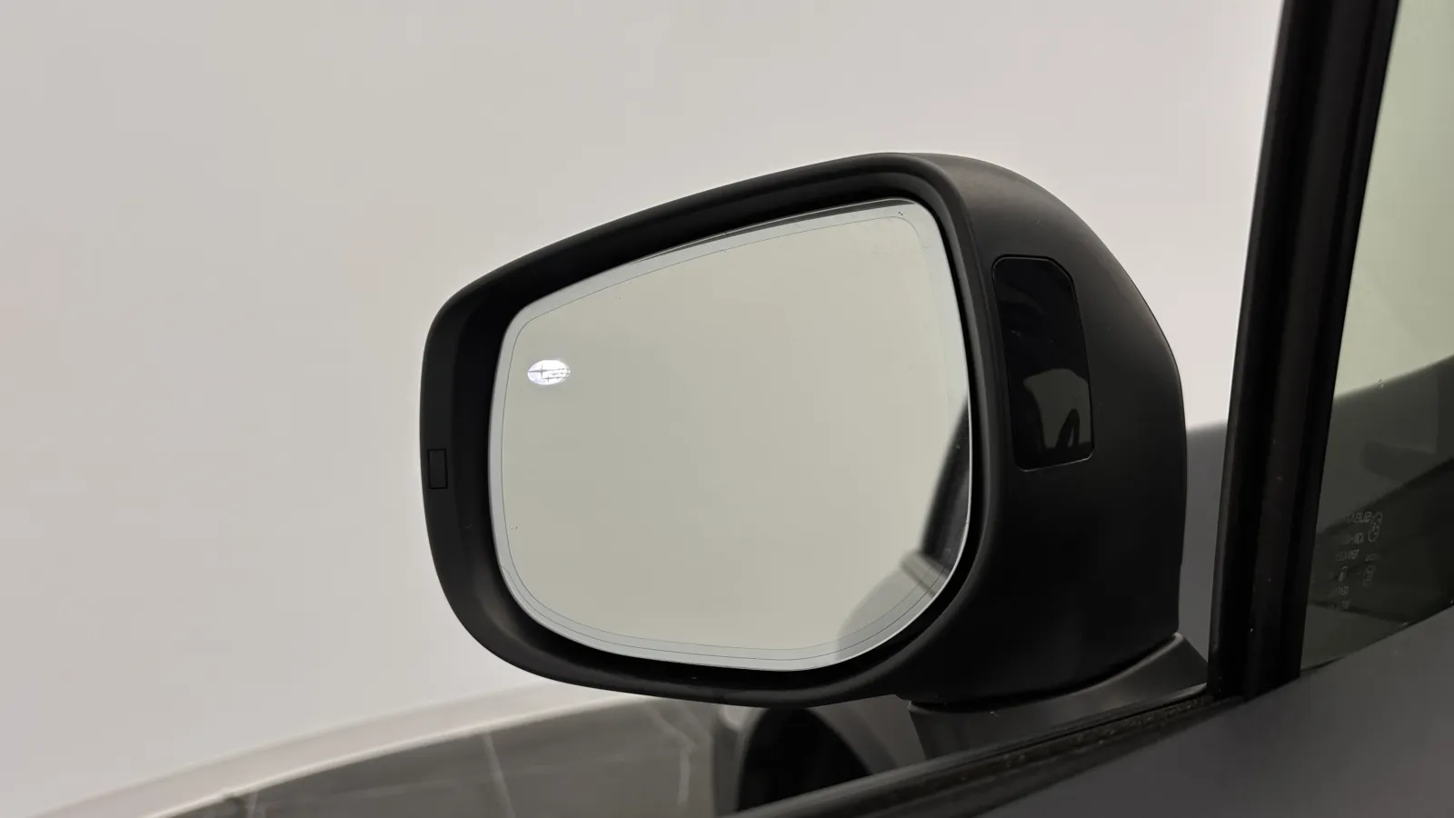 Subaru Crosstrek photo 11