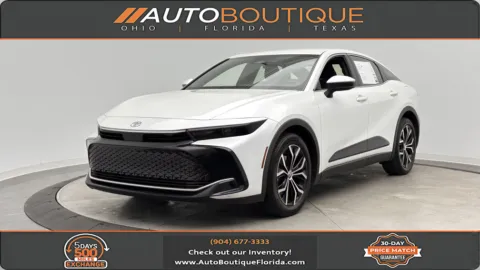 White 2023 Toyota Crown XLE for sale in Jacksonville, FL