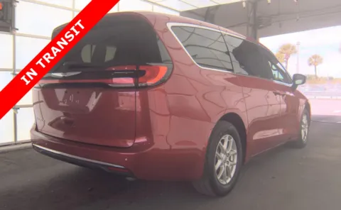More photos of 2025 Chrysler Pacifica Select at Auto Boutique Florida, FL