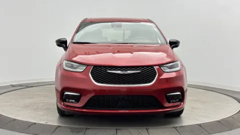 Photos of 2025 Chrysler Pacifica Select for sale in Jacksonville, FL at Auto Boutique Florida