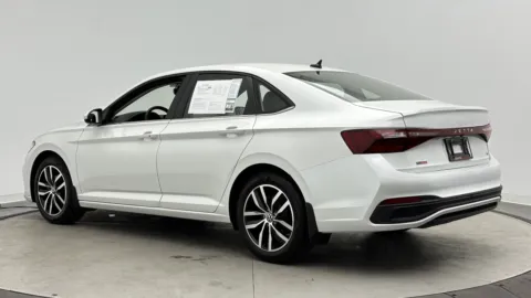 More photos of 2025 Volkswagen Jetta SE at Auto Boutique Florida, FL