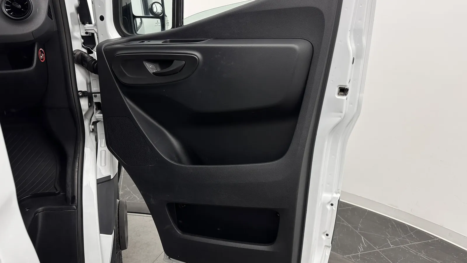 Freightliner Sprinter photo 20