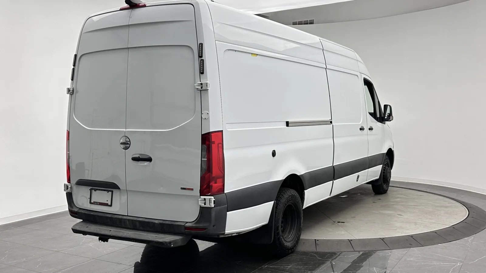 Freightliner Sprinter photo 7