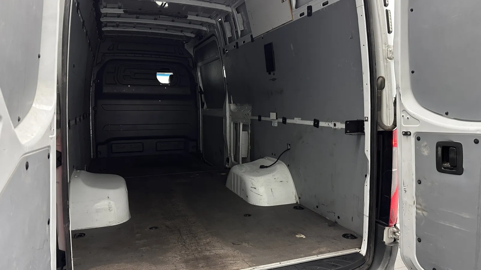 Freightliner Sprinter photo 18